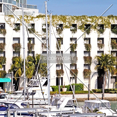 ICON at South Beach by Jorge Molina