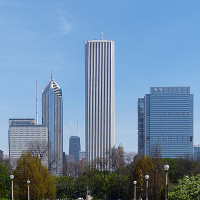 Aon Center by Nate Lindsey