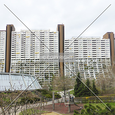 Wohnpark Alterlaa - Block B3-B8 by Nephilim