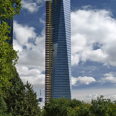 Torre de Cristal by Cesar Serrano