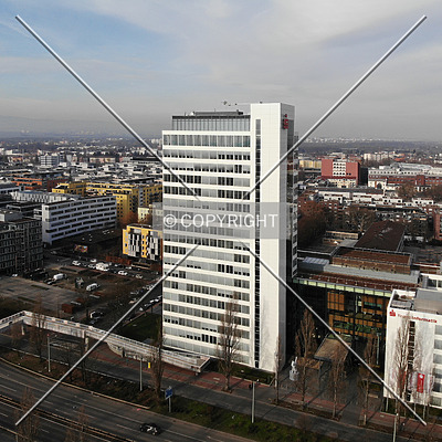 Sparkassen Informatik Hochhaus by Nephilim