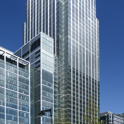 25 Canada Square by Cesar Serrano