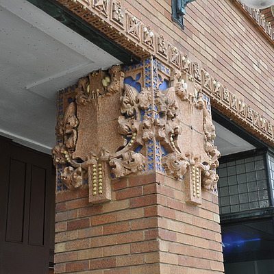 Keystone Building by Rick Bronson