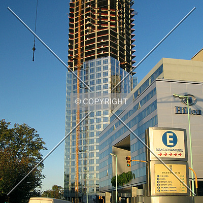 Torre Repsol YPF by Maximiliano Buono
