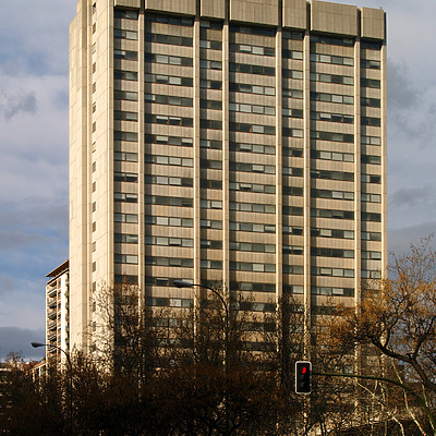 Ministerio de Comercio by Cesar Serrano