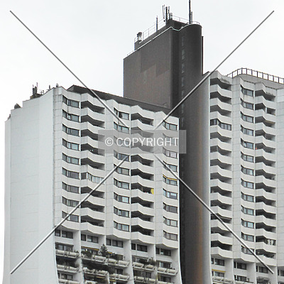 Wohnpark Alterlaa - Block A1-A4 by Nephilim