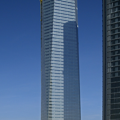 Torre de Cristal by Cesar Serrano