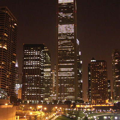 Aon Center by Marshall Gerometta