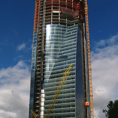 Torre Espacio by Cesar Serrano