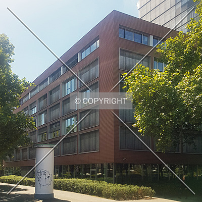 Allianz-Kai by Nephilim