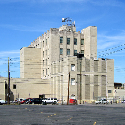 Verizon Building by John Cahill