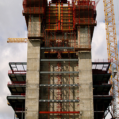 Torre Caja Madrid by Cesar Serrano