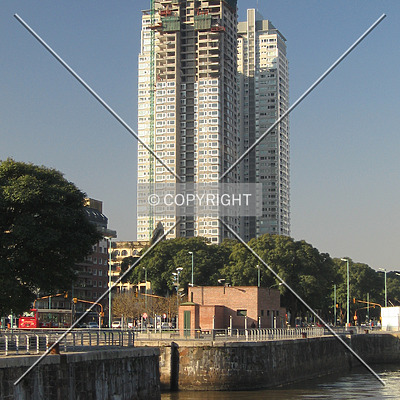Torre del Boulevard by Maximiliano Buono