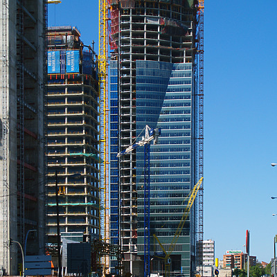 Torre Espacio by Cesar Serrano