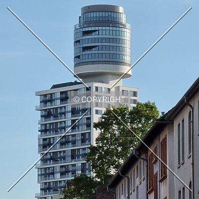 Henninger-Turm by Nephilim