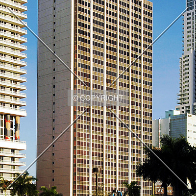 New World Tower by Jorge Molina