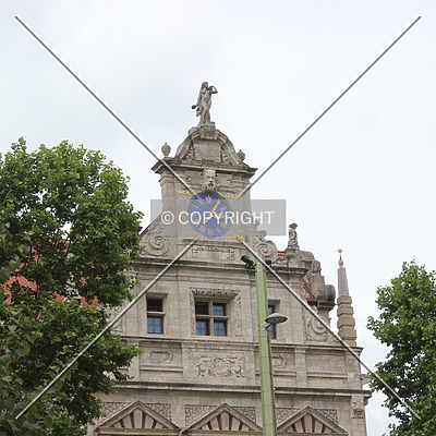 Neues Rathaus by Florian Barbier