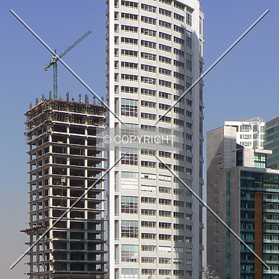 Torre Aura Puerta de Hierro by Luis Ibáñez