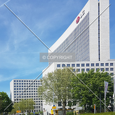 LG Tower by Nephilim