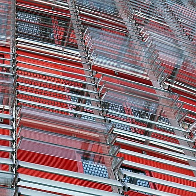 Torre Agbar by David Guija