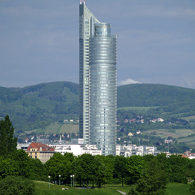 Millennium Tower by Cesar Serrano