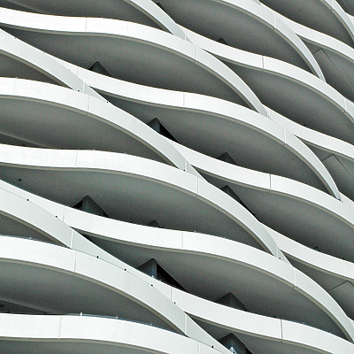 The Wave by John Bek