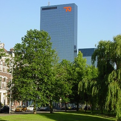 Gebouw Delftse Poort 1 by Michiel van Dijk