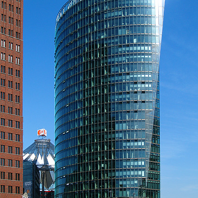 Bahn Tower by Cesar Serrano