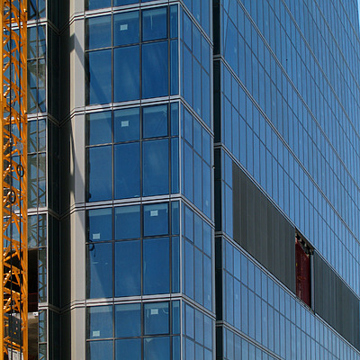 Torre Espacio by Cesar Serrano