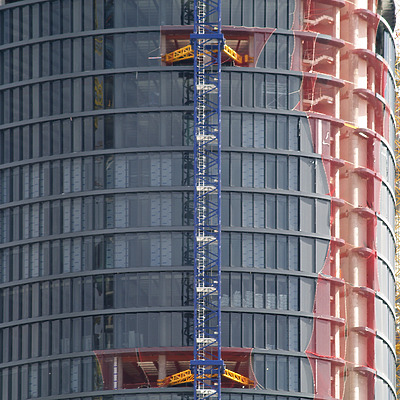 Torre Sacyr Vallehermoso by Cesar Serrano