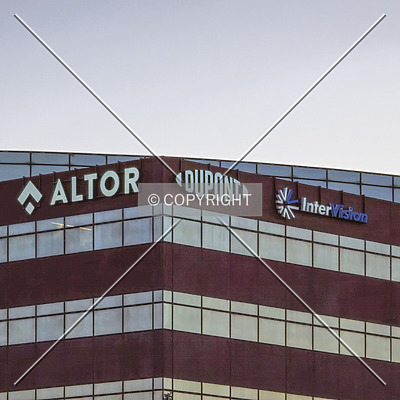 Chesterfield Ridge Center by Ryan Hildebrand