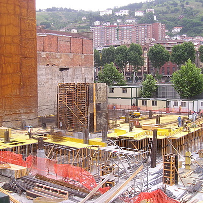 Isozaki Atea I by Mikel Allende