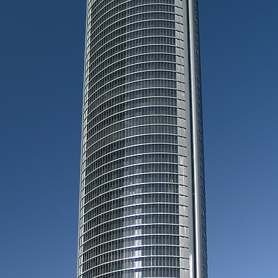 Torre Sacyr Vallehermoso by Cesar Serrano