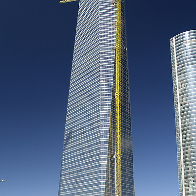 Torre de Cristal by Cesar Serrano