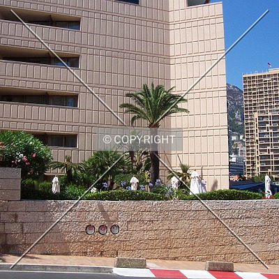 Le Mirabeau by Florian Barbier