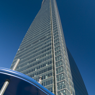 Torre Espacio by Cesar Serrano