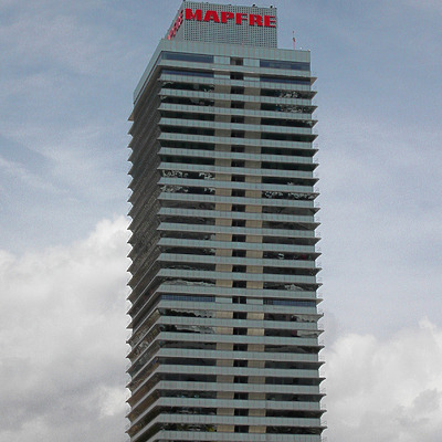 Torre Mapfre by Cesar Serrano
