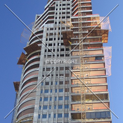 Torre Renoir 1 by Maximiliano Buono
