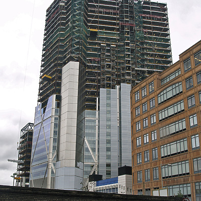 The Broadgate Tower by Cesar Serrano