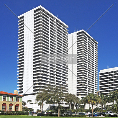 Trump Plaza I by Jorge Molina