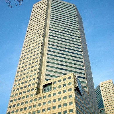 Suntec City Tower 1 by Edmund Teo