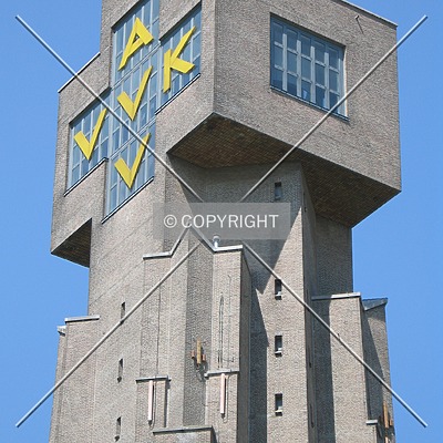 IJzertoren by Emmanuel D.