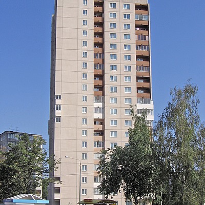 Prospekt Rokossovskogo 123 by Alexei Bobko