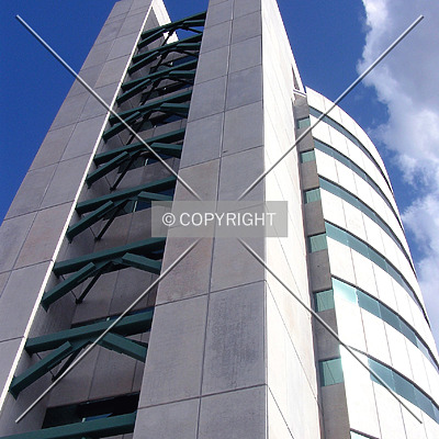 Torre Banamex by Luis Ibáñez