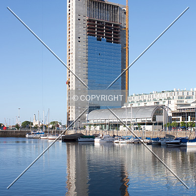 Madero Office by Maximiliano Buono