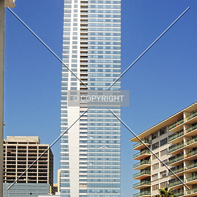 Four Seasons Hotel & Tower by Jorge Molina