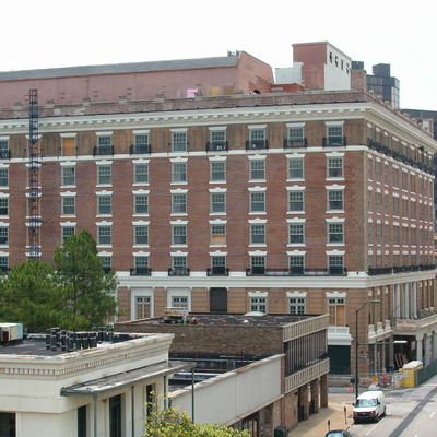 Battle House Hotel by Rodney Gunn
