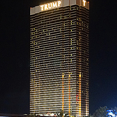 Trump International Hotel & Tower - Tower One by Ryan Hildebrand