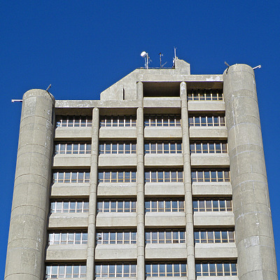 Reserve Bank of Fiji Building by Horst Kiechle
