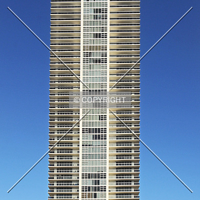 The Beach Club Tower 2 by Jorge Molina